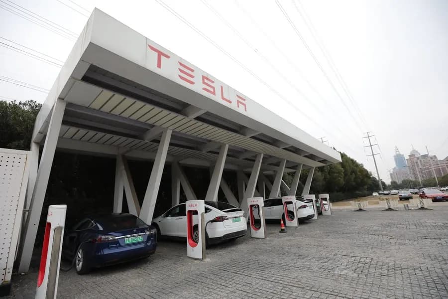 Tesla to Roll Out V4 Superchargers in China, Supporting Third-Party Vehicles