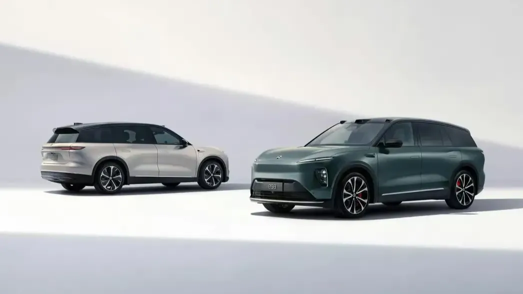 NIO lowers Q4 delivery guidance to 120-125K and plans 3 more large SUVs for 2026