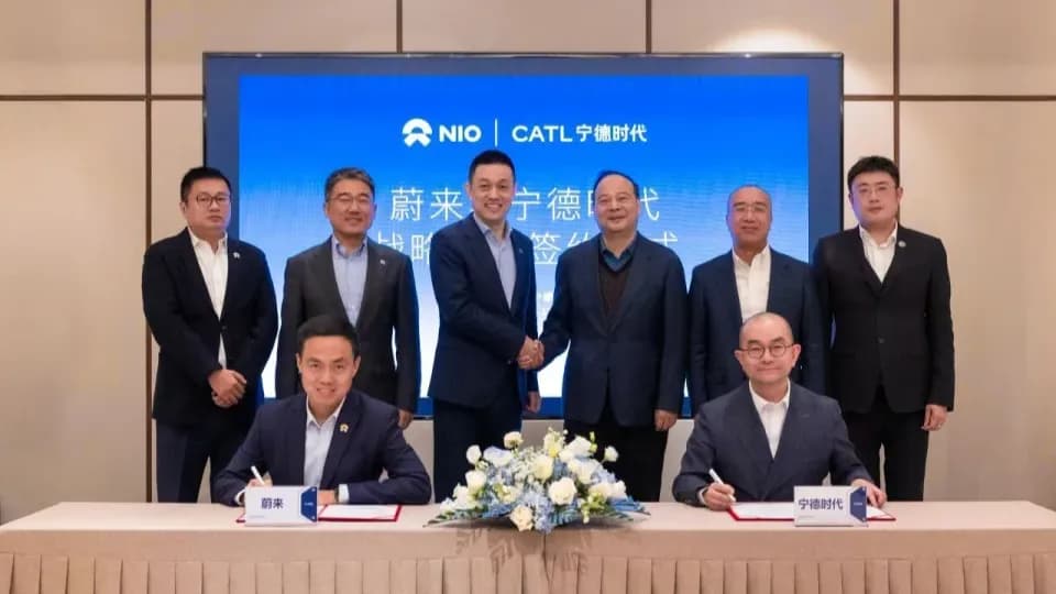 CATL and NIO officially joins hand to build a dual battery swapping network