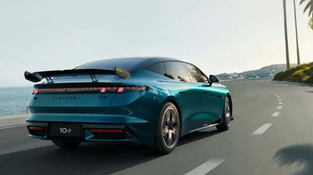 Lynk & Co 10+ breaks Porsche Taycan GT's Asian Mountain Ridge circuit record