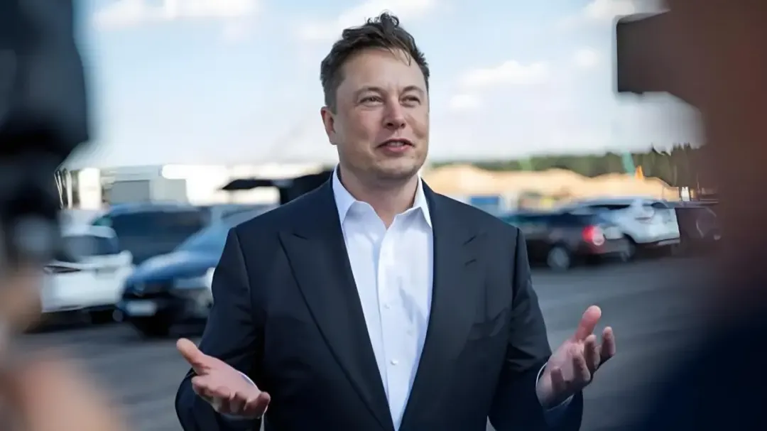 Elon reveals Tesla's FSD Timeline: Supervised to Unsupervised by 2026