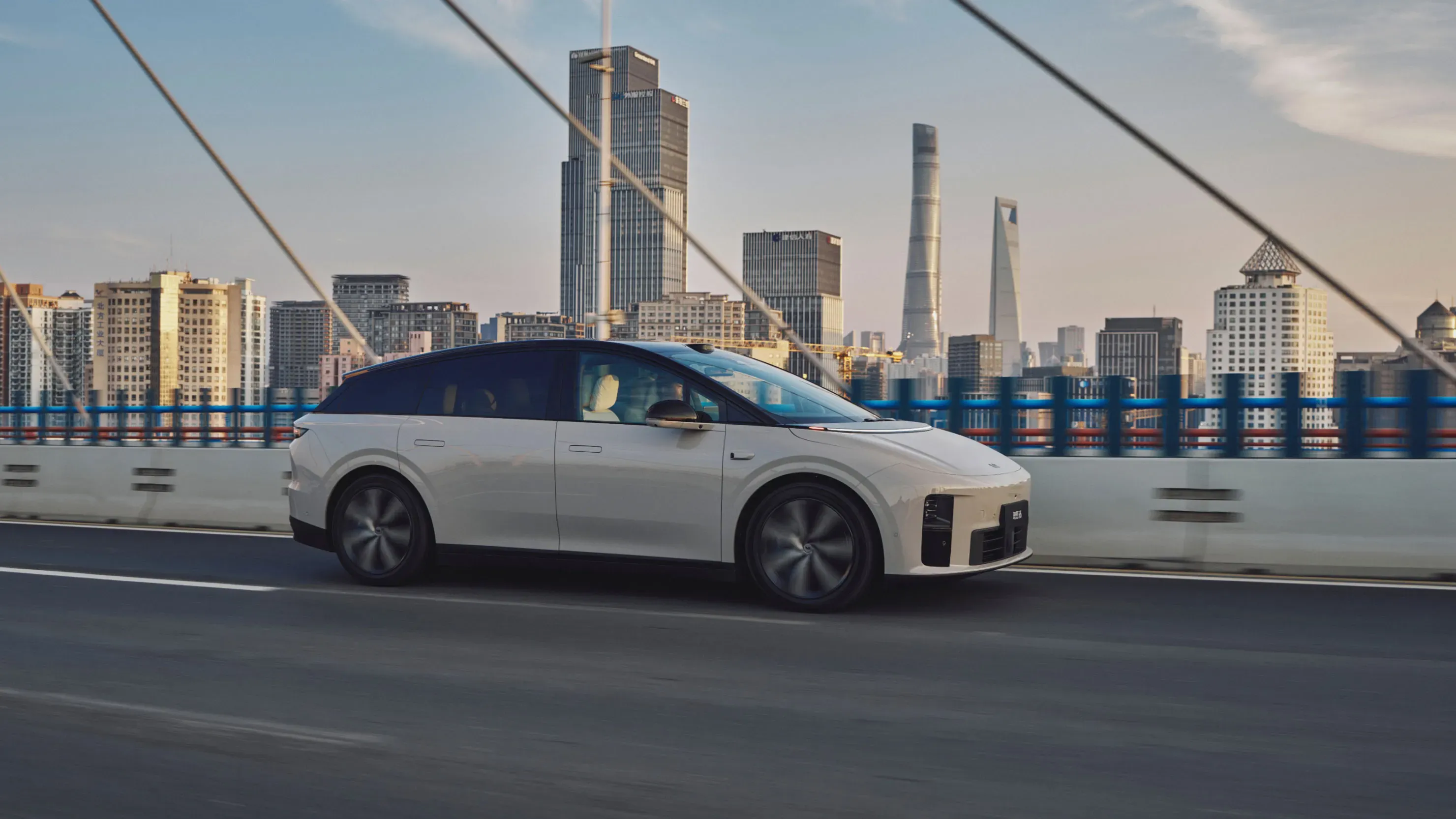 Li Auto i6 surpasses 24,000 deliveries in March, on track to 100,000 next month